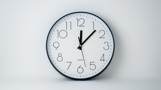 手表时钟表争分夺秒时间流逝秒针指针视频