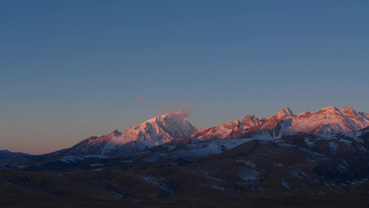 格聂雪山视频