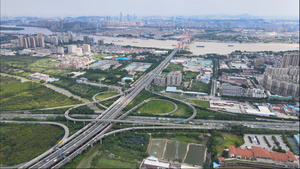 4k高清航拍广州环城高速新光大桥车流交通63秒视频
