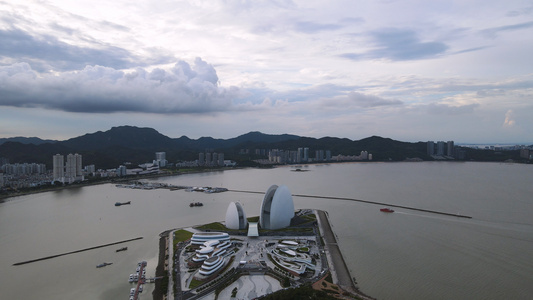 航拍广东珠海旅游地标建筑海狸岛大剧院4k素材视频