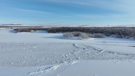 海拉尔河湿地寒冬冰封雪景视频