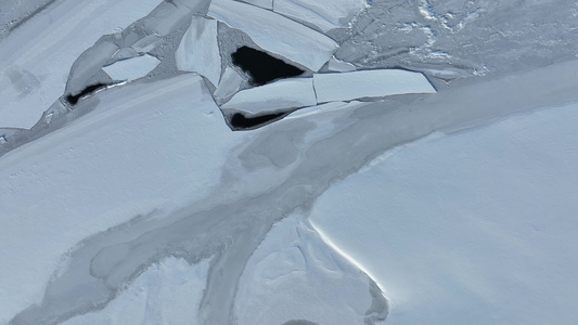 海拉尔河湿地寒冬冰封雪景视频