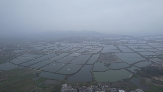 雾霾下的乡村航拍视频