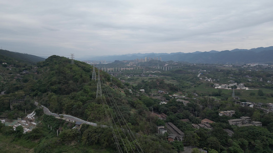 重庆缙云山脉与北碚小城风景航拍视频