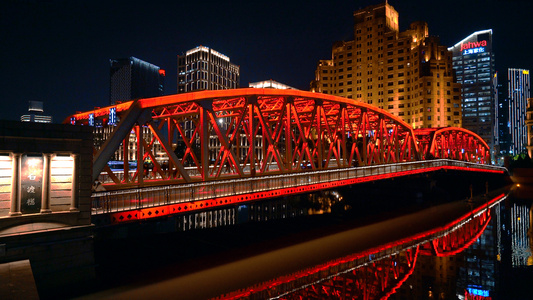 4K震撼上海地标外白渡桥夜景灯光视频