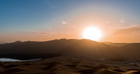 内蒙古阿拉善巴丹吉林沙漠日落延时视频