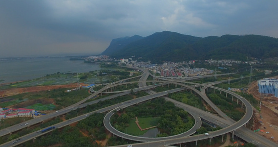4k云南最大高速公路立交桥航拍视频