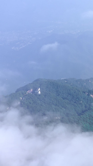 中国山脉云海航拍航拍中国19秒视频