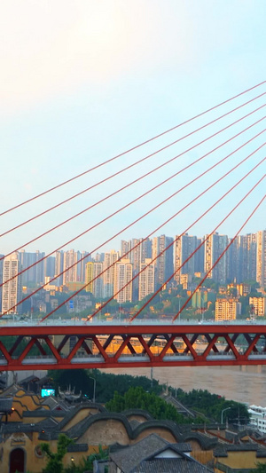 实拍重庆索道滑行视角千厮门大桥22秒视频