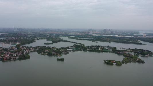 航拍武汉东湖生态旅游风景区落雁景区落雁岛视频