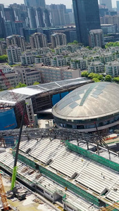 多角度航拍建设中的2022年亚运会羽毛球场馆合集施工现场视频