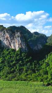 高清竖屏航拍崇左扶绥喀斯特地貌风景一镜到底视频