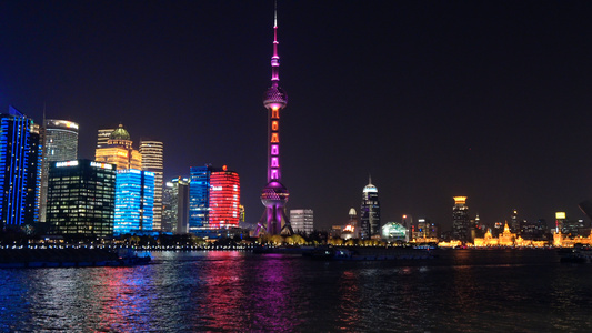 4K实拍上海北外滩繁华城市夜景视频