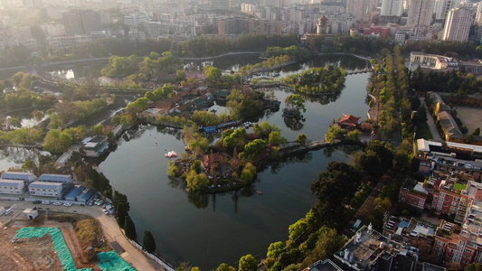 昆明城市中心旅游景点翠湖全景视频视频