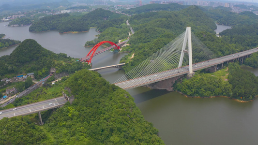 航拍贵州红枫湖大桥视频