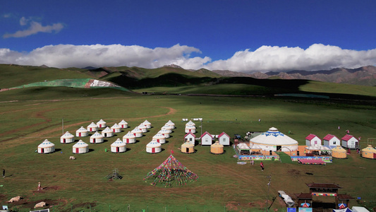 航拍青海旅游蒙古包和自然风光视频