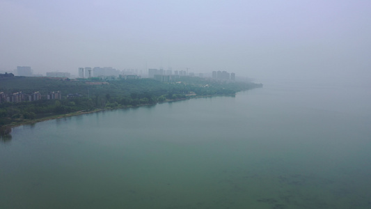 航拍河南平顶山市白龟湖湿地公园白龟山水库视频