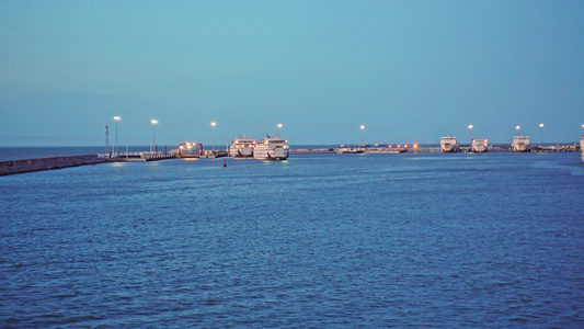 海南海口琼海海峡轮渡码头视频