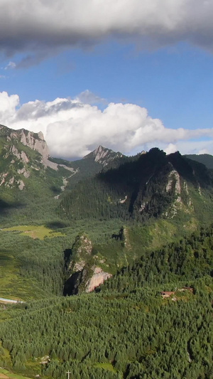 航拍甘南著扎尕那景区达日村全景视频旅游景区42秒视频