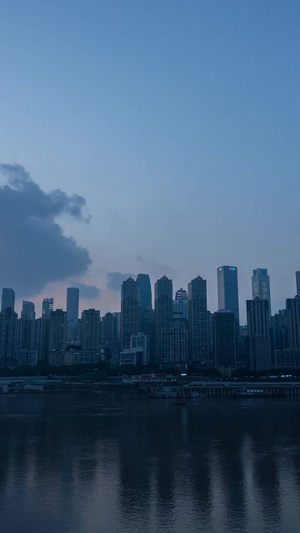 渝中半岛城市天际线白转黑延时城市夜景13秒视频