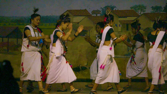 村落热带部落女人舞蹈狂欢晚会奇特旺旅升格视频