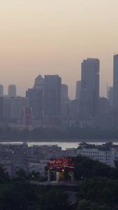 黄鹤楼和城市景观灯光秀延时视频素材5A景区视频