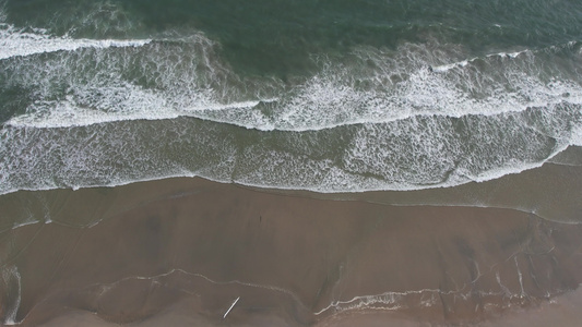 汹涌海浪航拍视频