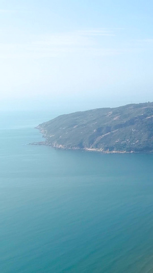 惠州双月湾蓝色海景航拍海岸线32秒视频