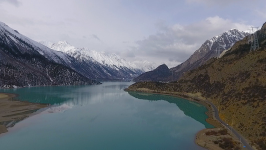 西藏雪山航拍视频视频
