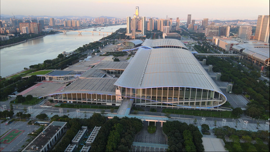 4k高清航拍亚洲最大会展中心广州会展馆视频
