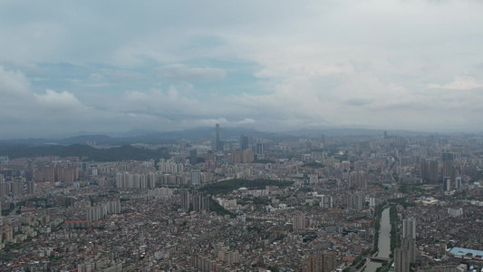 城市晴天大远景航拍视频