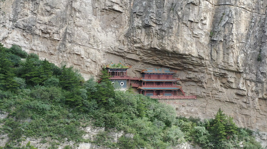 北岳恒山风光山间的寺庙视频