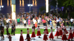 歌舞升平幸福生活广场舞健身运动4k素材虚化镜头58秒视频