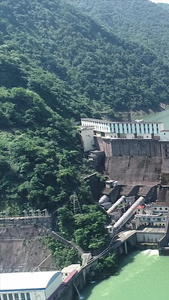 河流水坝航拍无人机视频