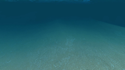 3d动画水下风景有摄像头从水表表面直接到地表下面视频