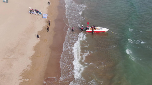 大海海浪礁石海洋航拍视频