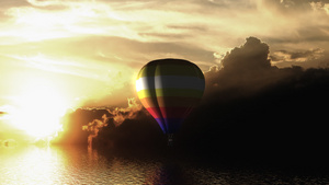 日落热气球飞过海面13秒视频
