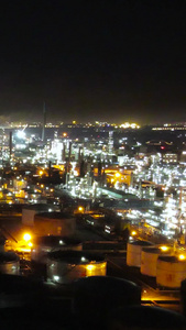 航拍石油化工钢铁厂污染排放延时摄影化工厂设备视频