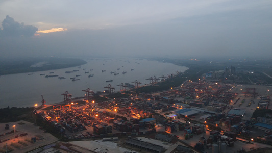 延时摄影航拍风光城市夜景工业港口码头灯光集装箱物流货物素材视频