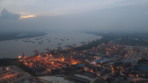 延时摄影航拍风光城市夜景工业港口码头灯光集装箱物流货物素材12秒视频