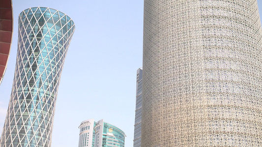 卡塔尔多哈市现代摩天大楼视频
