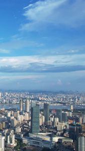 航拍城市蓝天白云通透天空自然风光天际线街景素材城市素材视频