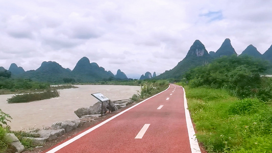 桂林荔浦湿地公园河边风景视频