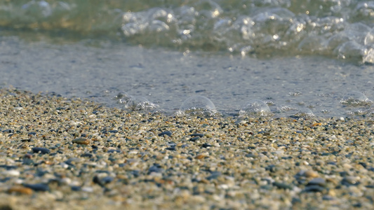 彩色纹理水卵石海滩视频