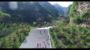 4K陕西华山风景区入口航拍31秒视频
