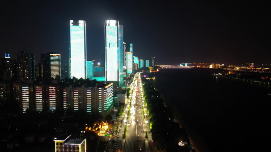 航拍湖南长沙湘江路交通夜景 视频