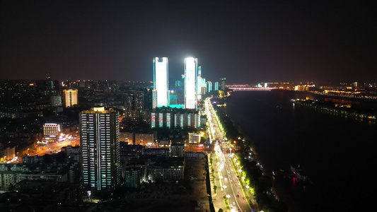 航拍湖南长沙湘江路交通夜景 视频