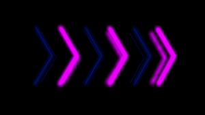 霓虹灯标志箭头动画粉红色光信号和蓝色从中心传播黑色10秒视频