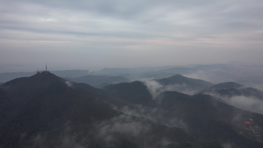 大自然群山清晨云雾航拍视频