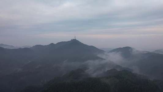 大自然群山清晨云雾航拍视频